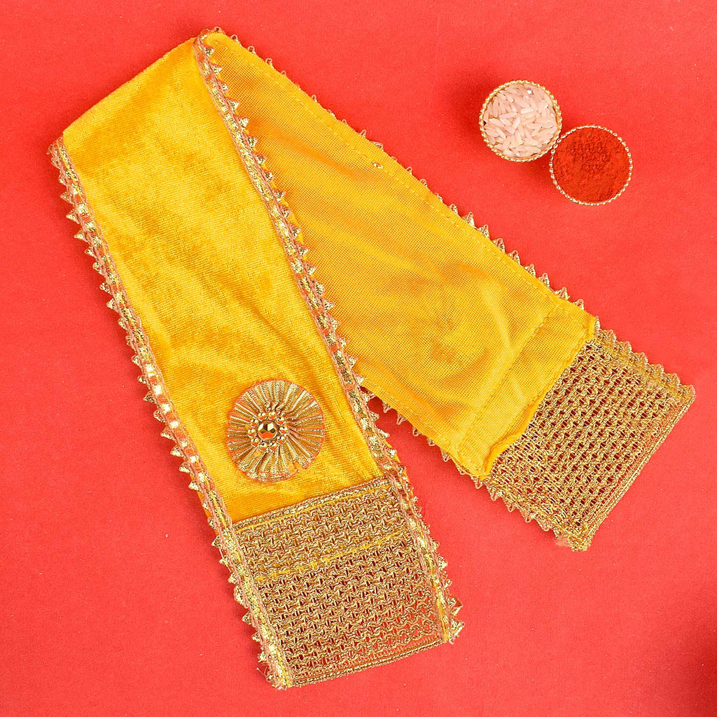 Premium yellow Angvastra Patka Dupatta designed for temple visits and religious rituals, made from high-quality fabric for traditional spiritual wear. India’s Largest Pooja Accessories Brand – www.satvikstore.in