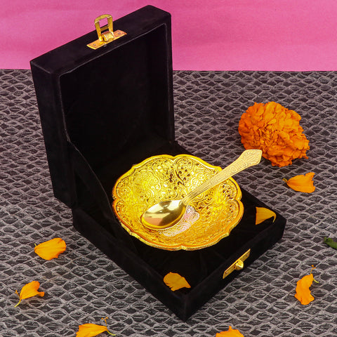 Decorative embossed silver bowl with four intricately designed faces on the base, perfect for spiritual décor, pooja rituals, or as a unique traditional centerpiece. India’s Largest Pooja Accessories Brand – www.satvikstore.in