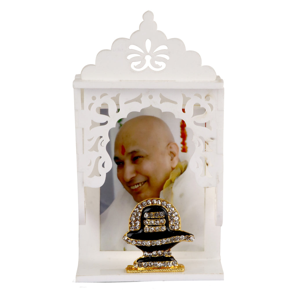 Guruji Swaroop and Shiva Lingam car dashboard mandir for spiritual protection, positive energy, and devotional display in vehicles. ndia’s Largest Pooja Accessories Brand – www.satvikstore.in